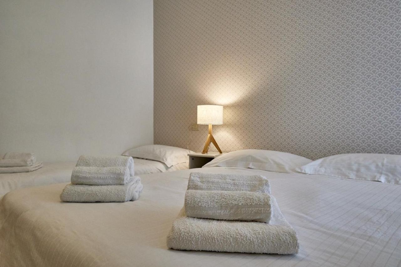 Hotel Spring ริมินี ภายนอก รูปภาพ