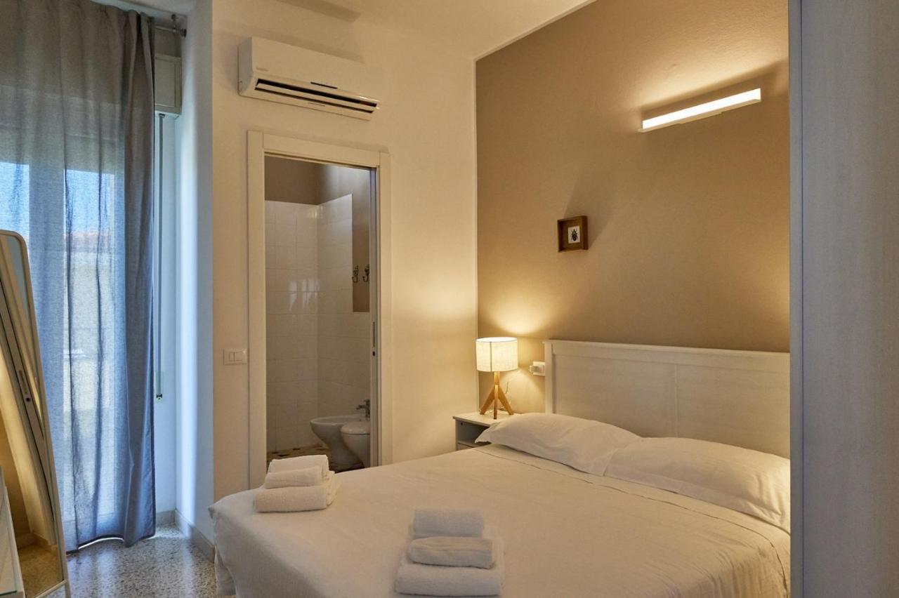 Hotel Spring ริมินี ภายนอก รูปภาพ