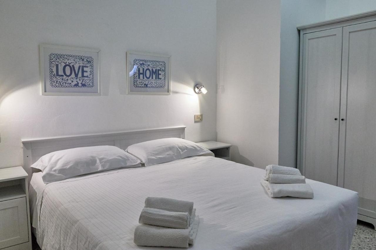 Hotel Spring ริมินี ภายนอก รูปภาพ