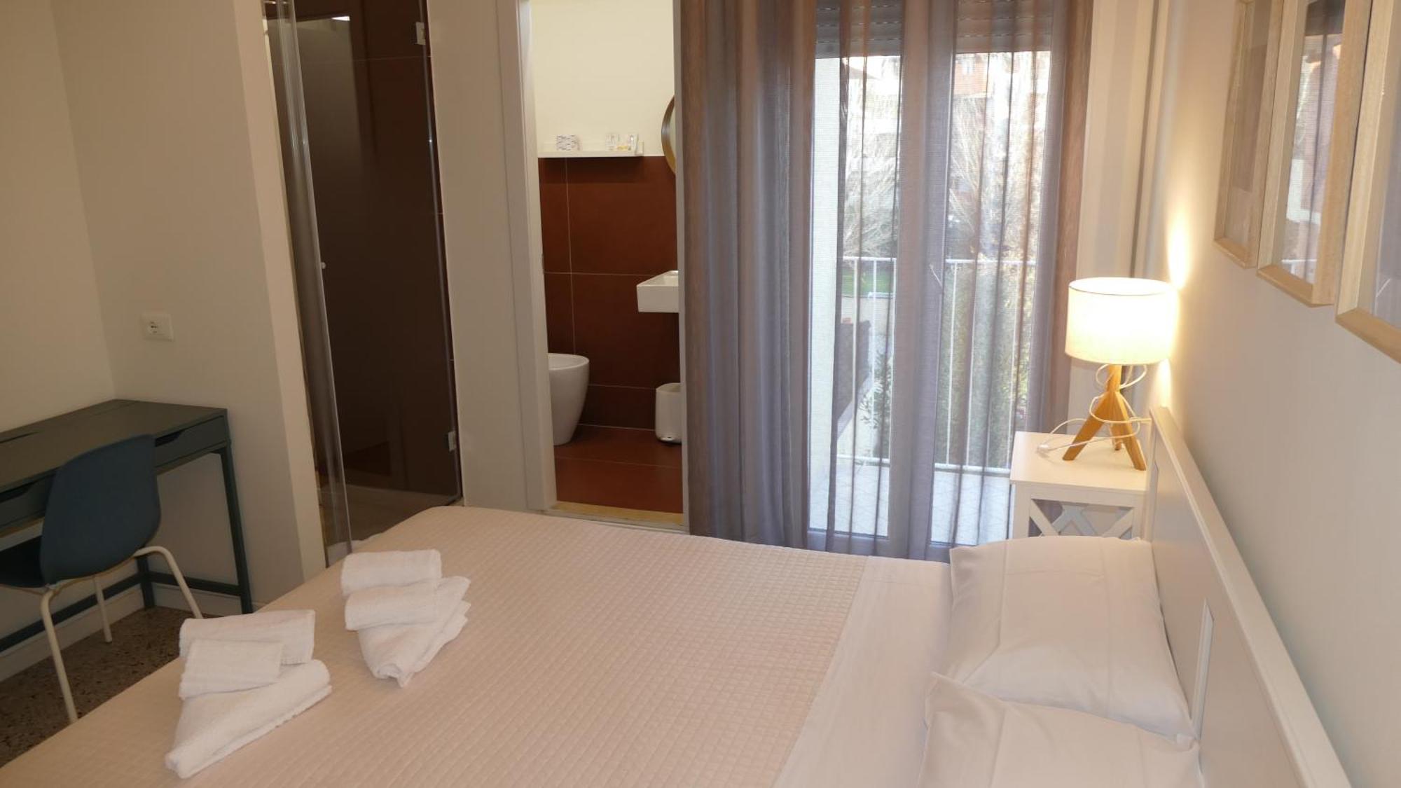 Hotel Spring ริมินี ภายนอก รูปภาพ