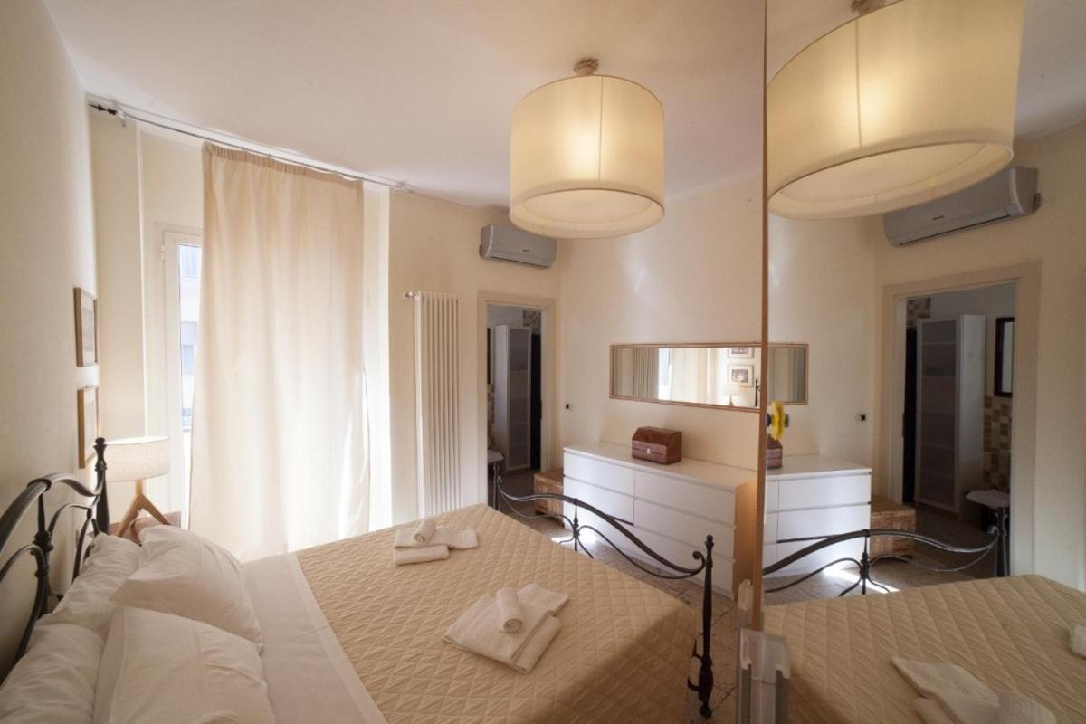 Hotel Spring ริมินี ภายนอก รูปภาพ